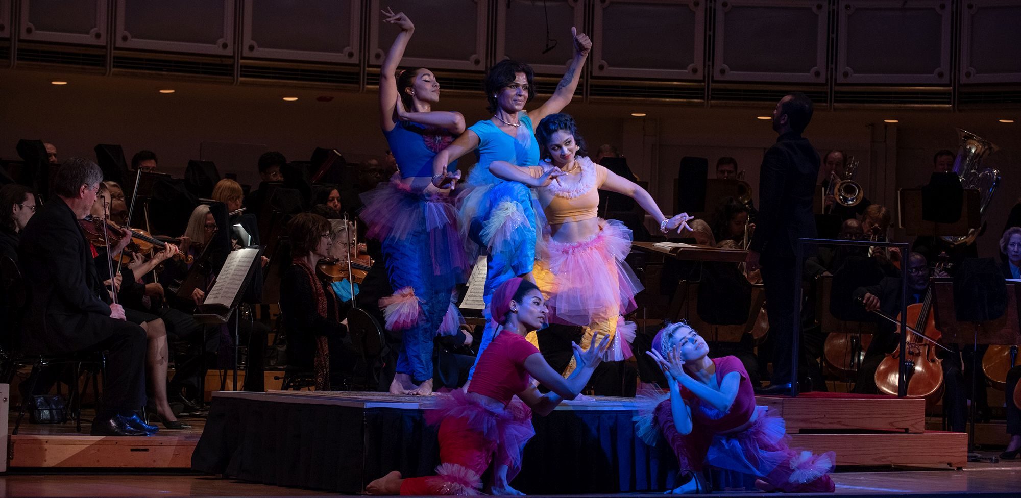 Love + Light Chicago Sinfonietta - 11/11/19 

Photo by Chris Ocken 
Copyright 2019 - https://www.ockenphotography.com/